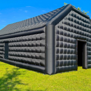 Inflatable Cube Medium 20'x30'